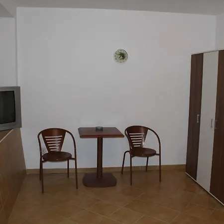 De Inchiriat Laurentiu Constanţa